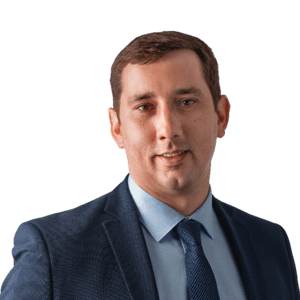 
					<strong data-align-it="true">Звягинцев Леонид Геннадиевич</strong><!-- Звягинцев Леонид Геннадиевич -->